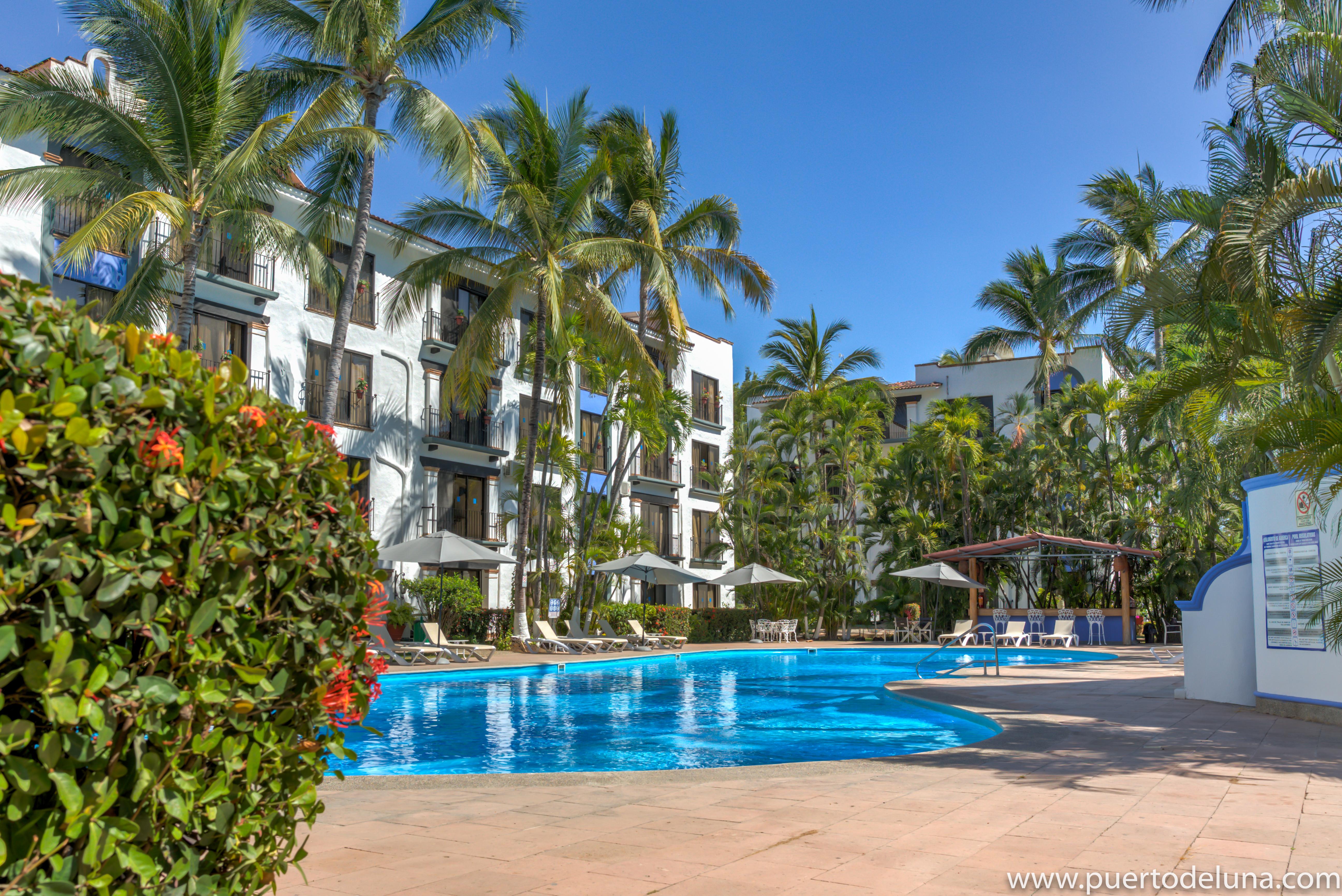 Puerto De Luna Pet Friendly And Family Suites Puerto Vallarta Exterior photo