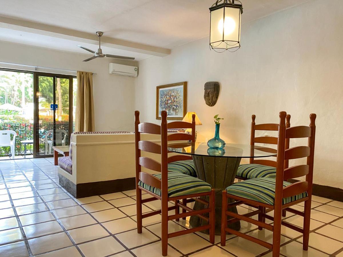 Puerto De Luna Pet Friendly And Family Suites Puerto Vallarta Exterior photo